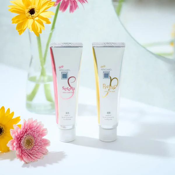 Apagard premio and Apagard Serena along with flowers